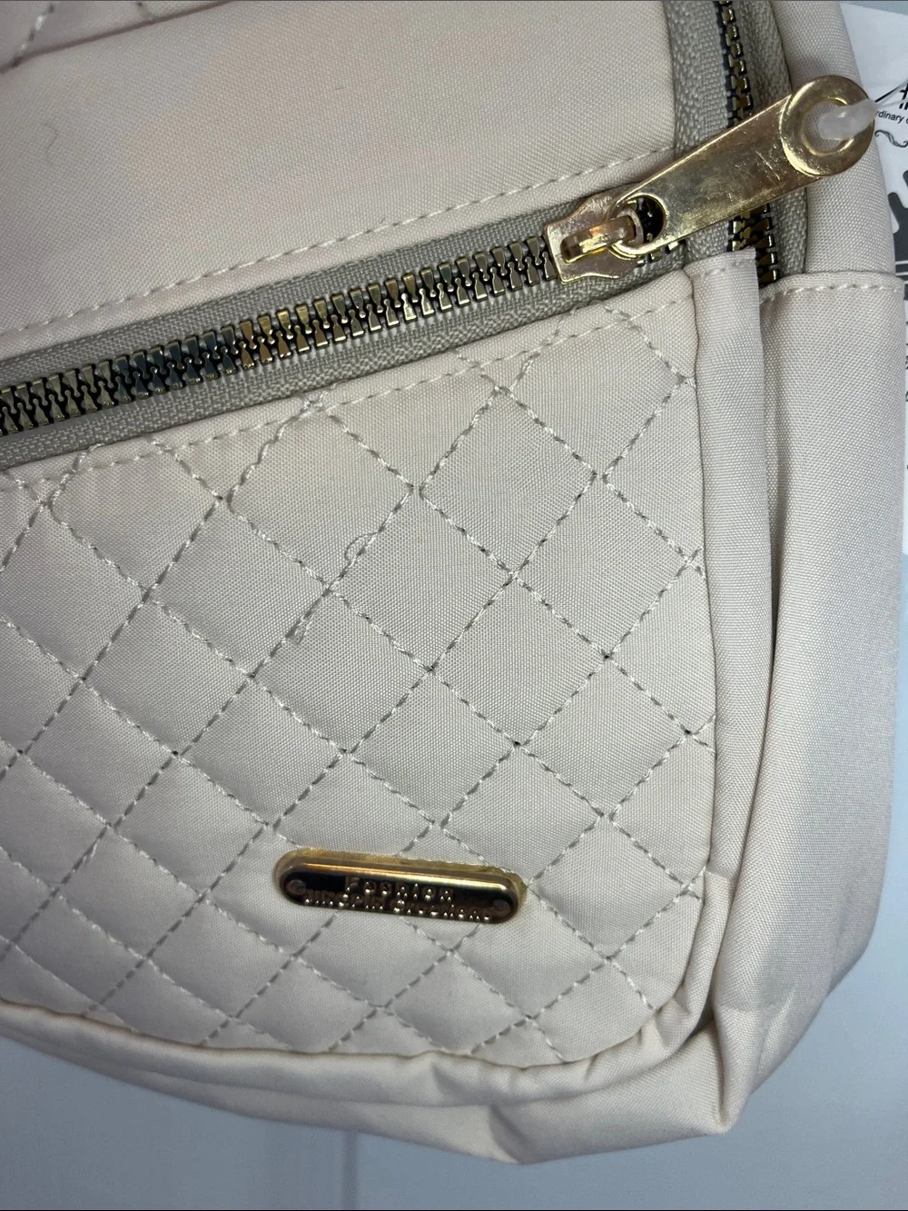 Aisijimo Quilted Crossbody Sling Bag